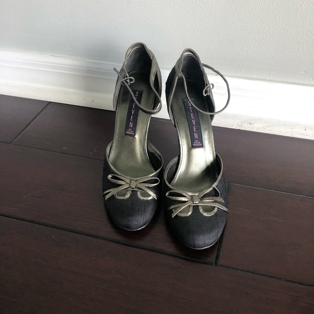 Maryjane high heels